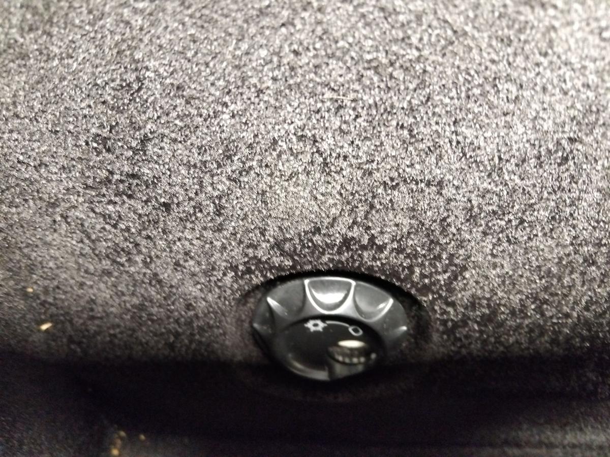 Seat Alhambra 7N original Handschuhfach Handschuhkasten titanschwarz Bj.2015