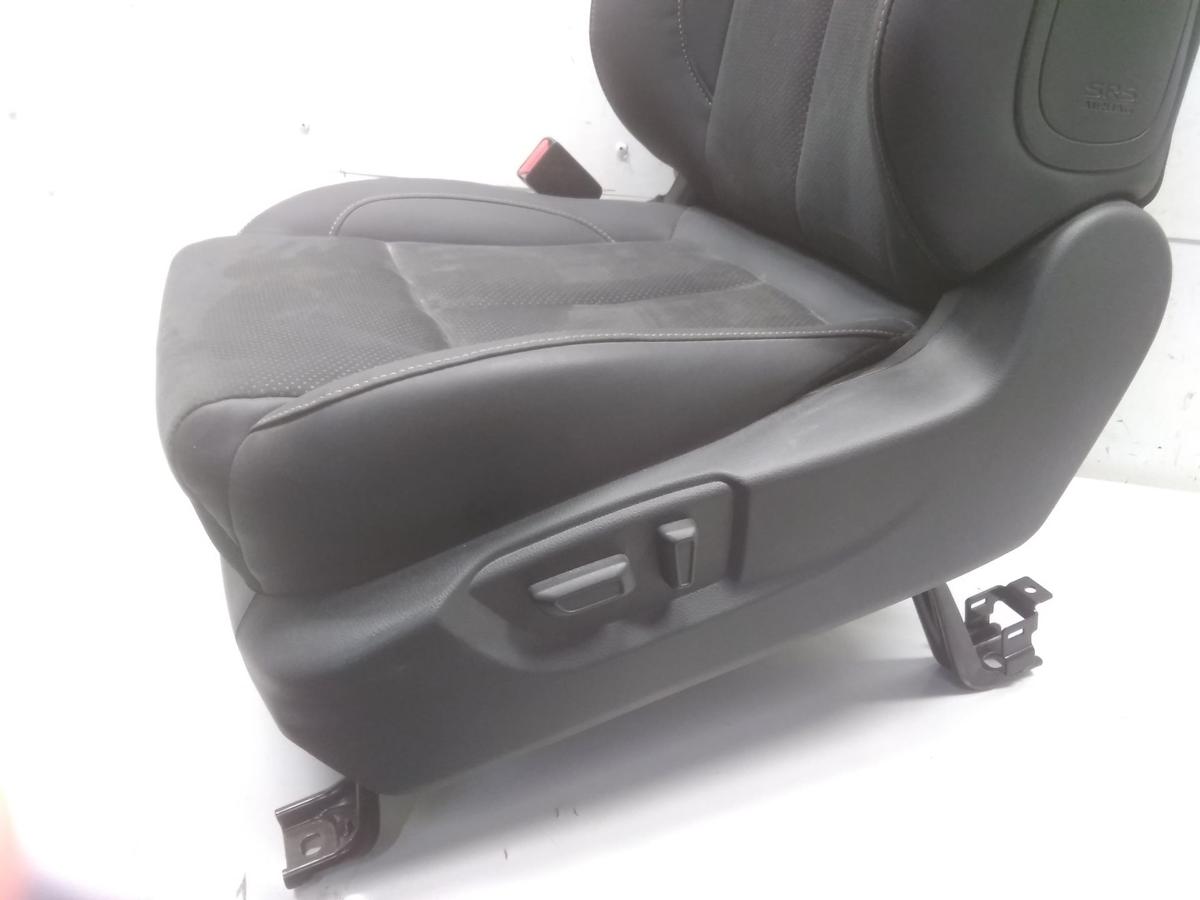 Mitsubishi Eclipse Cross Sitz vorn links Fahrersitz beheizt Bj.2024