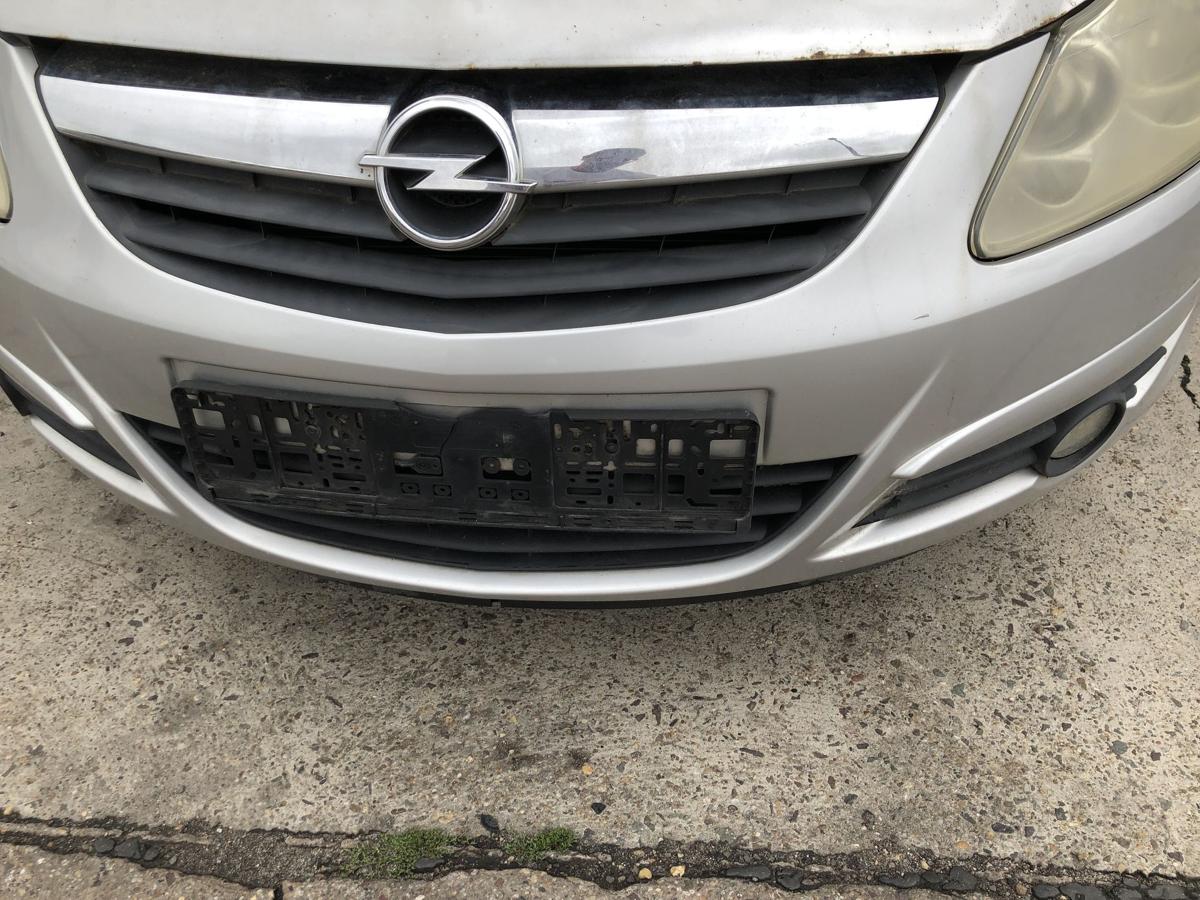 Opel Corsa D Sto&szlig;f&auml;nger vorn Frontsch&uuml;rze mit Nebelscheinwerfer 2AU Starsilber