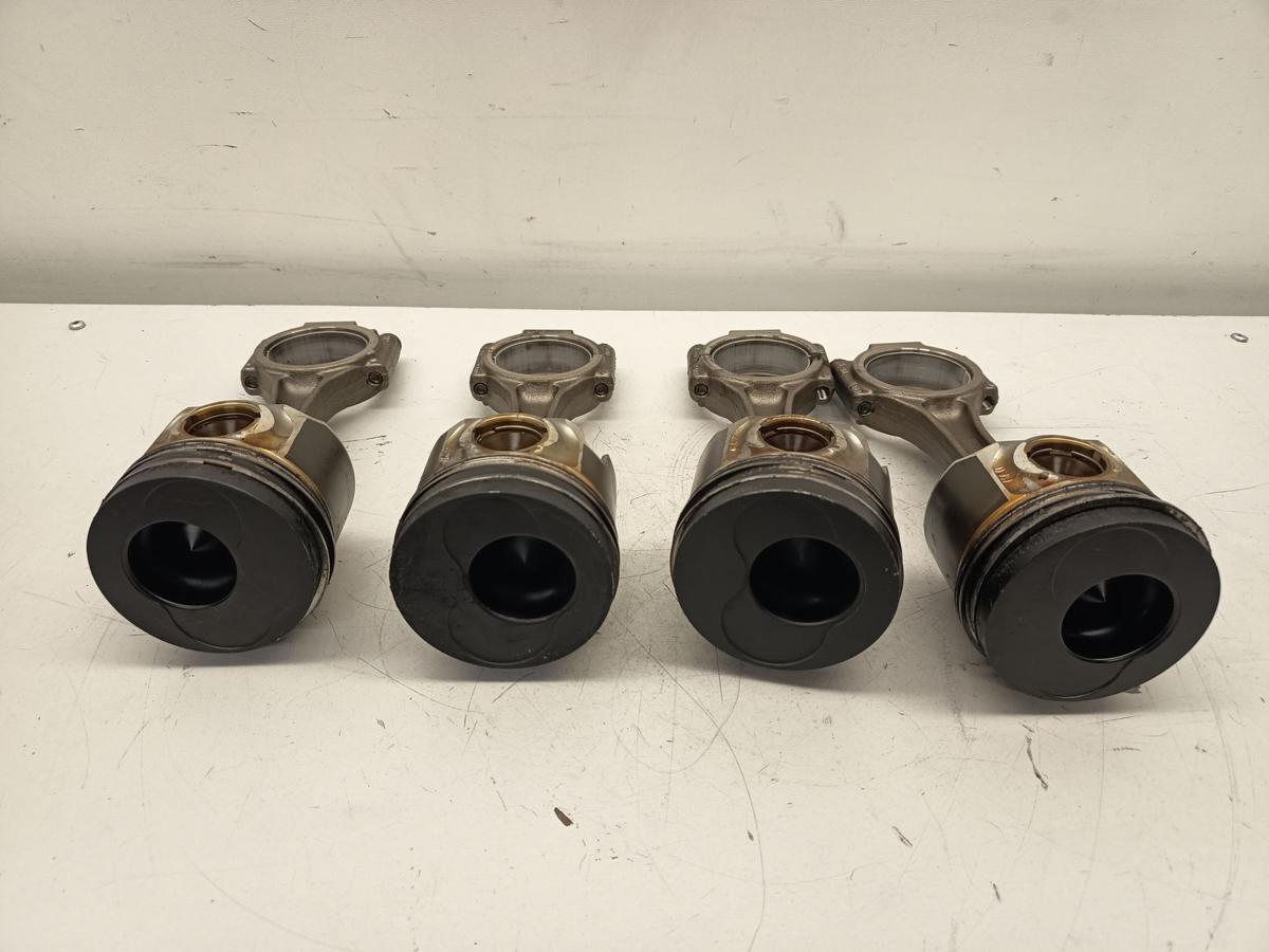 VW Passat 3C original Kolben Satz Kolben 2.0l 103kW Diesel BMP Baujahr 2005