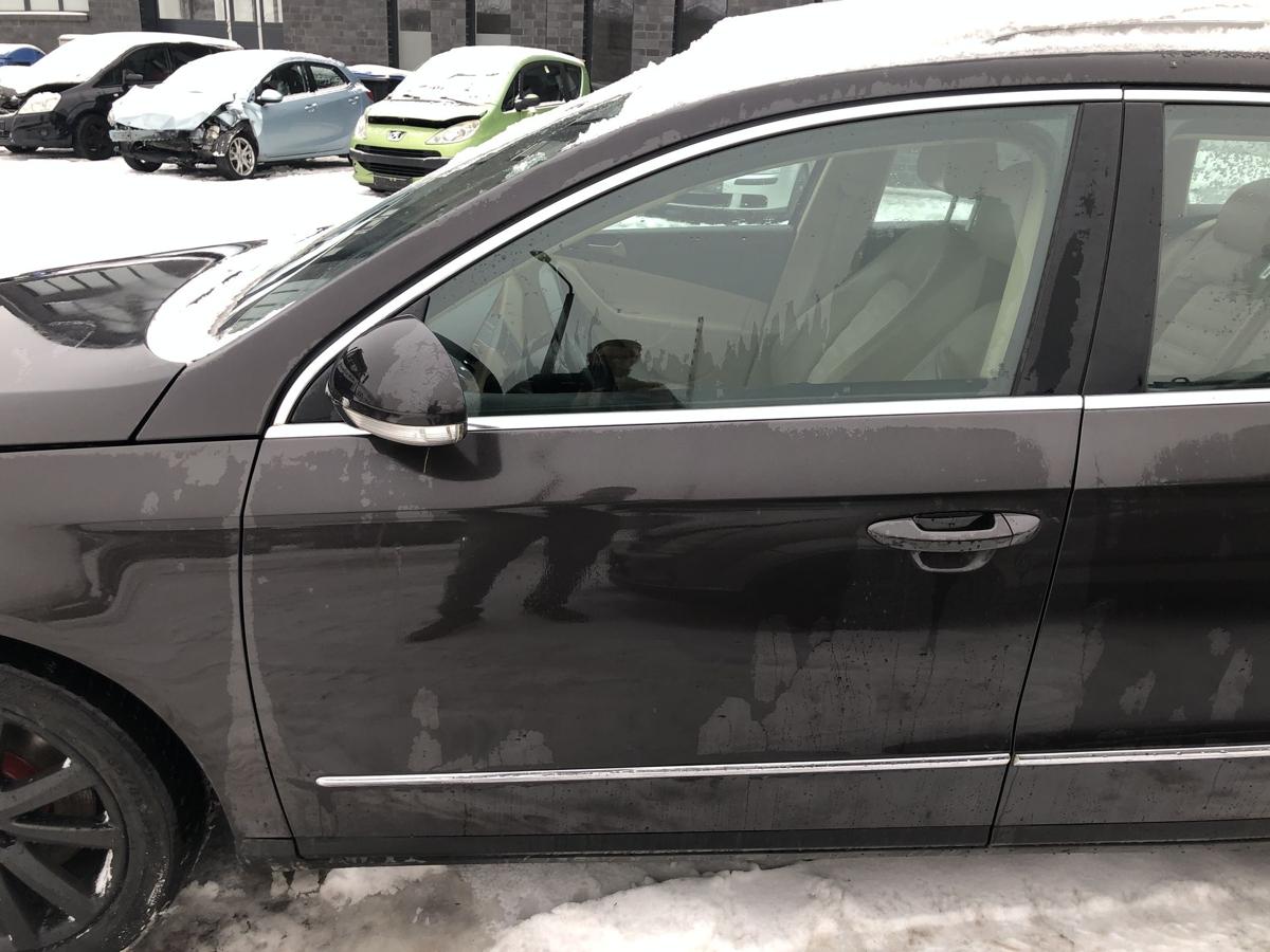 VW Passat 3C Variant T&uuml;r vorn links Fahrert&uuml;r Rohbau Autot&uuml;r LC8Z Moccabrown