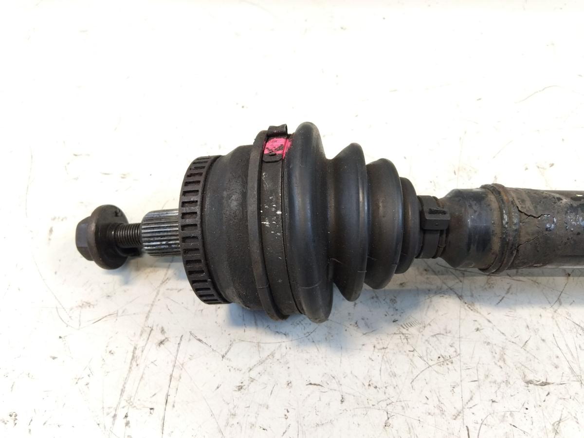 Audi A4 B5 original Gelenkwelle Antriebswelle vorn links 1.9TDI 66kw BJ1995