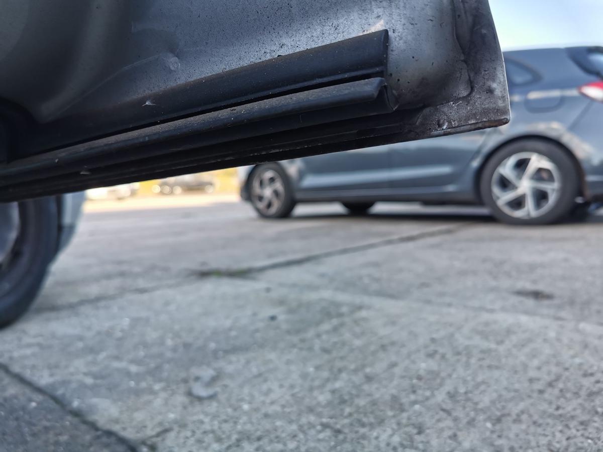 VW Golf IV 4 1J Beifahrertür Tür Autotür vorn rechts Roh LA7W Reflexsilber 5trg