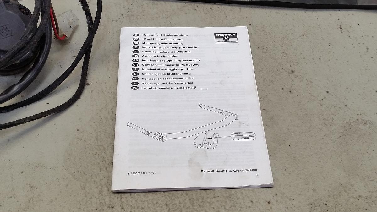 Renault Scenic II Bj 2005 Anhängerkupplung mit 13polig E-satz starr