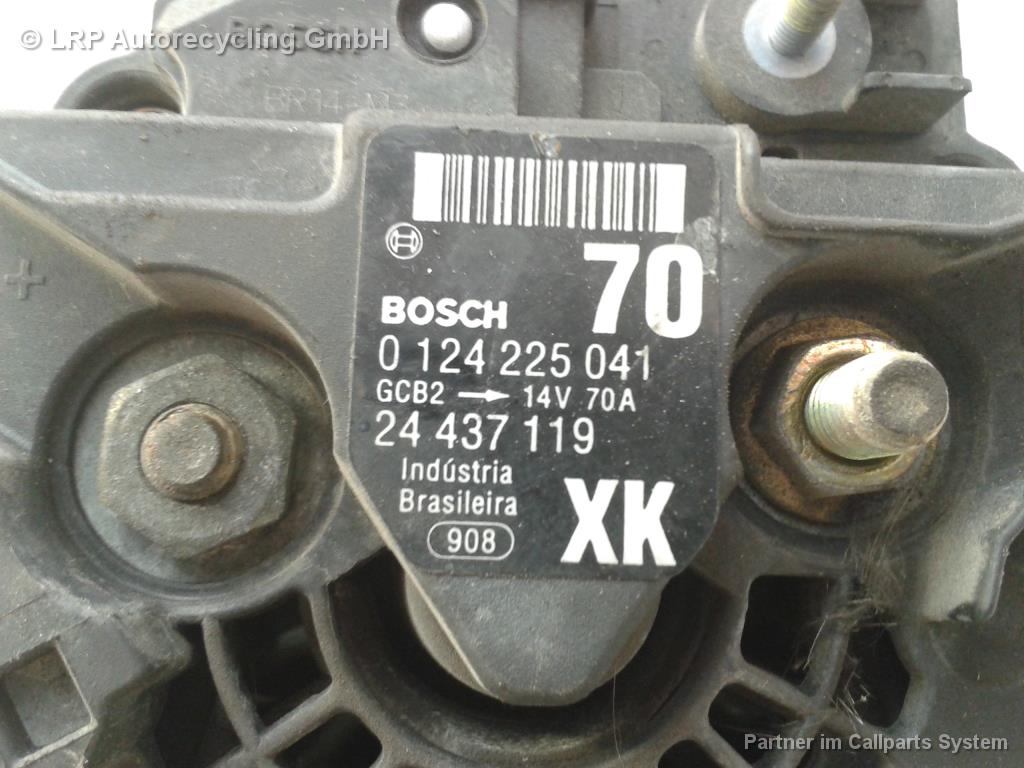 Opel Corsa C BJ2005 original Lichtmaschine Generator 70A 0124225041 BOSCH