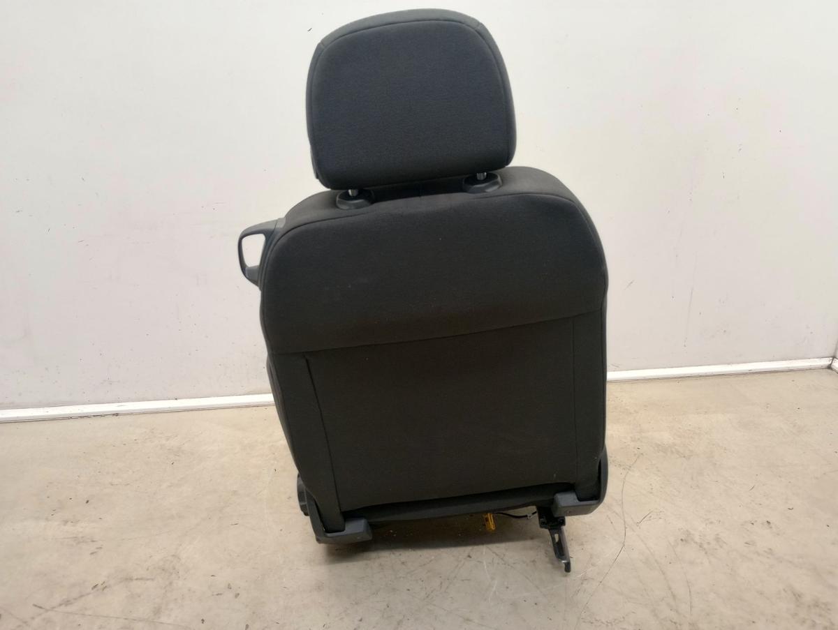 Opel Corsa D original Sitz vorn links Fahrersitz 3türer Bj 2007