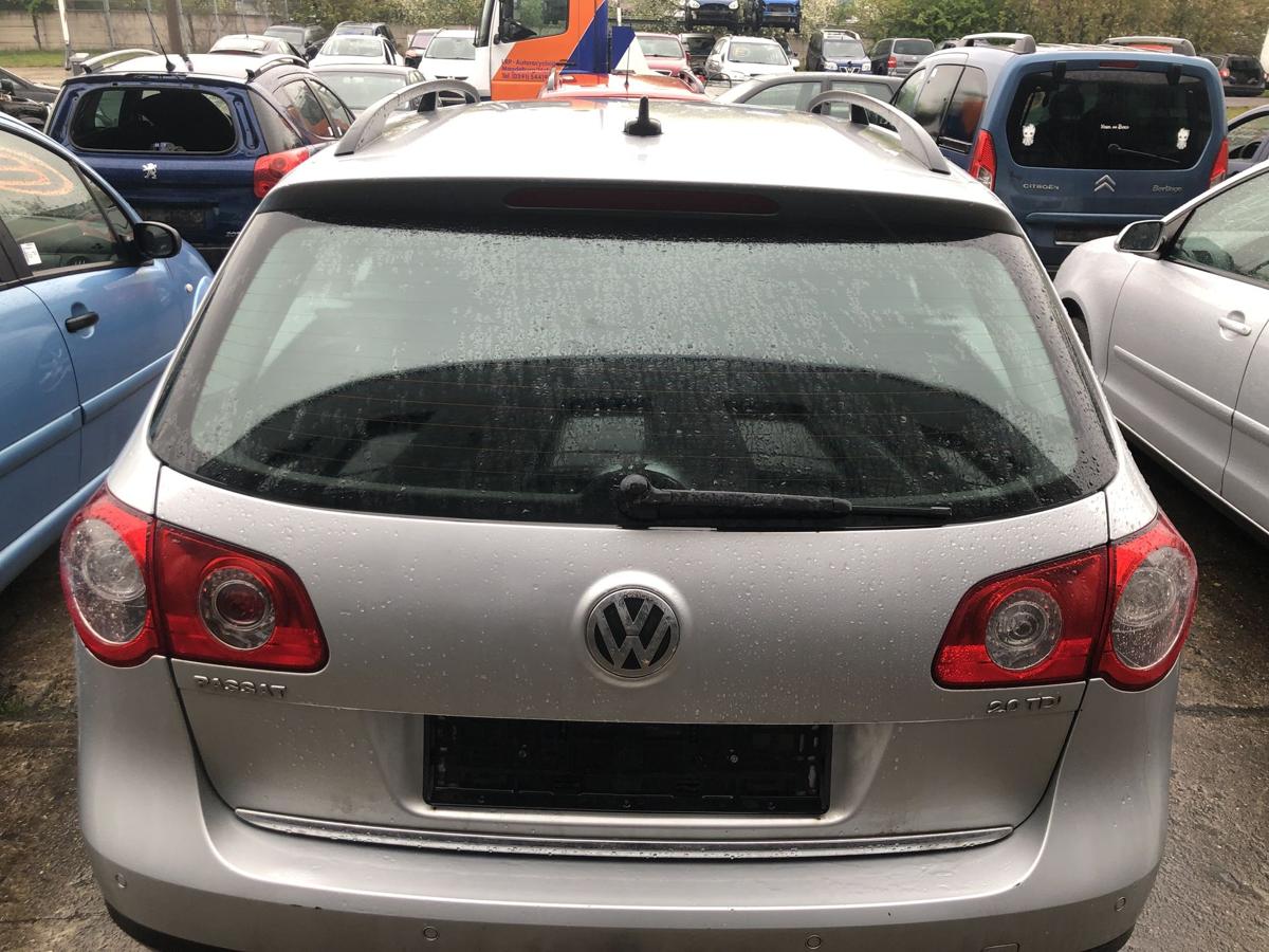 VW Passat 3C B6 Heckklappe mit Heckscheibe Kombi Variant Rost LA7W Reflexsilber