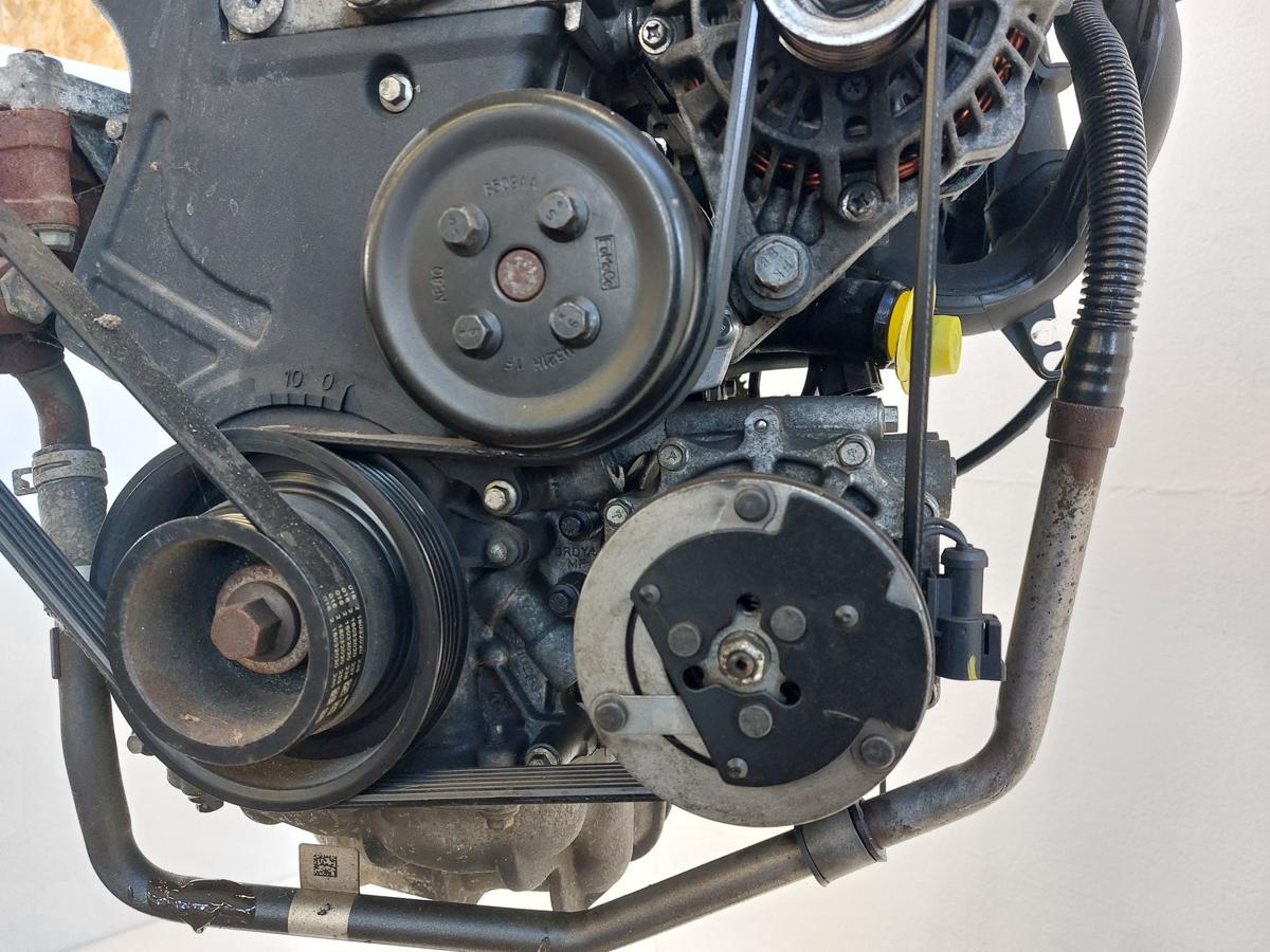 Ford Fusion JU2 Motor Engine 1388ccm 59kw 14HDEZ 5 Gang 122tkm