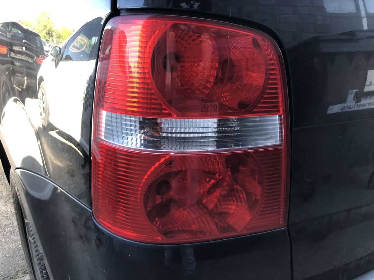 VW Touran 1T 1T1 R&uuml;ckleuchte links R&uuml;cklicht Heckleuchte bis 2006