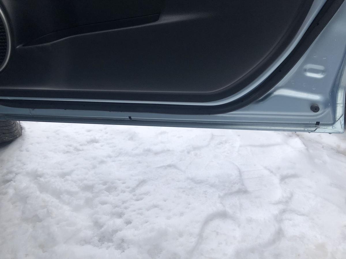 Mazda 2 Typ DE T&uuml;r vorne rechts Beifahrert&uuml;r Autot&uuml;r Rohbau 33Y Icy Blue Met