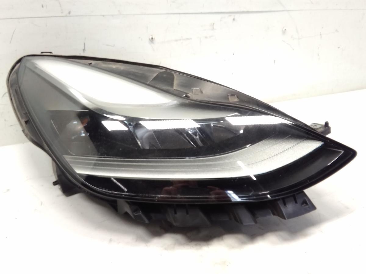 Tesla Model Y original LED-Scheinwerfer rechts Hella BJ2023 151495300D