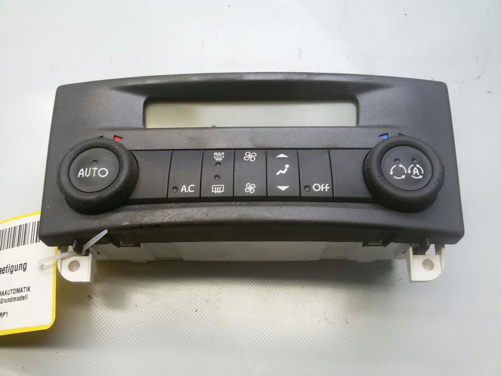 Klimabedienteil 8200001901C Renault Laguna Ii (02/01-) BJ: 2001