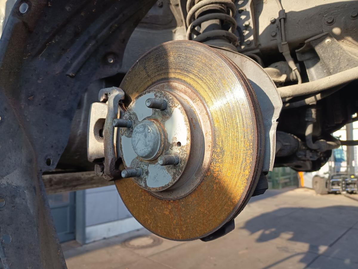 Mazda Mx-5 NB orig Achsschenkel vorn rechts Benzin 1,6l 81kW Bj 2003