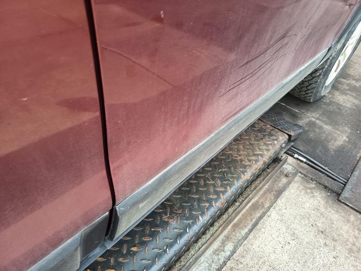 Chevrolet Captiva original T&uuml;r vorn rechts Beifahrer 53U Kandinsky red Bj 2008