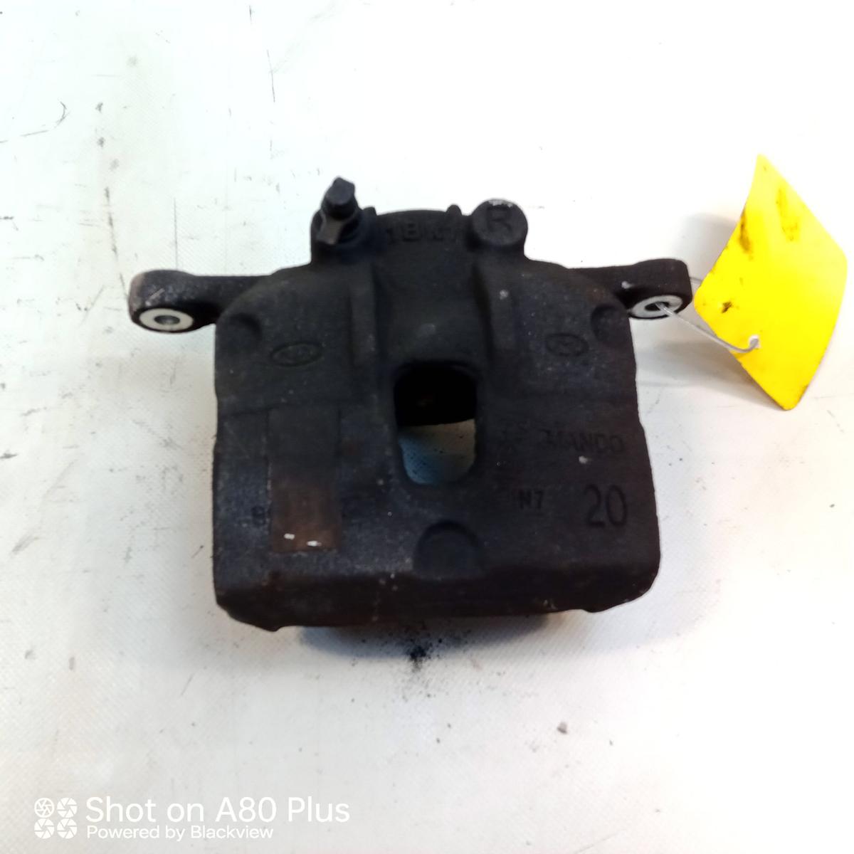 Hyundai i10 III AC3 original Bremssattel Vorderachse rechts 35507km Bj.2021