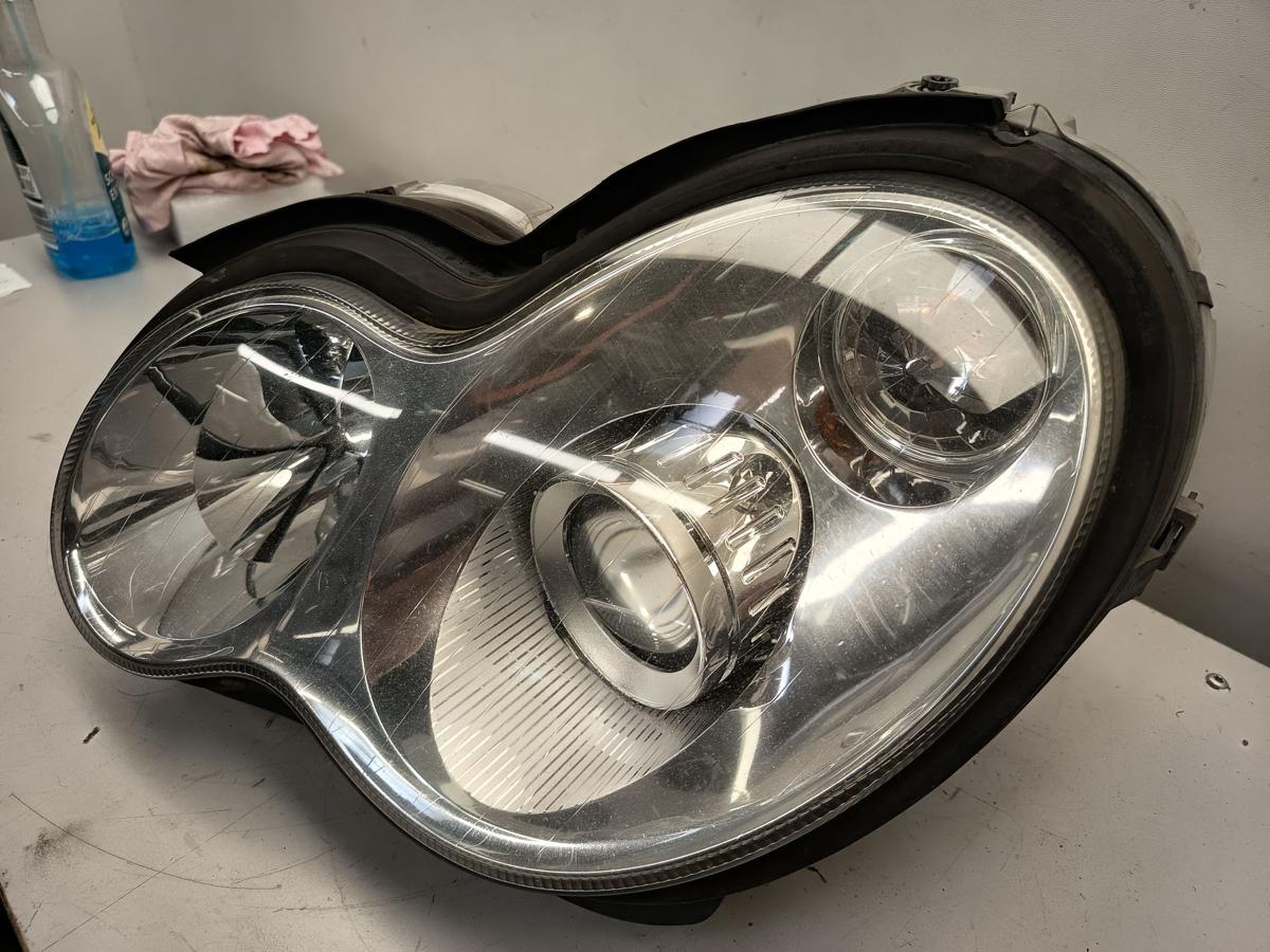 Mercedes S/W 203 original Hauptscheinwerfer links Xenon Frontlicht Bj 2005 Mopf