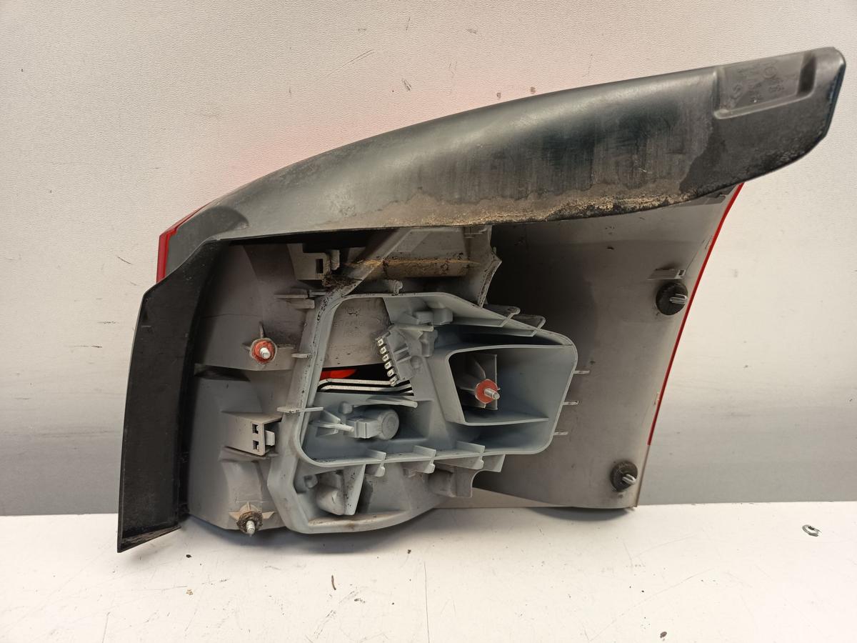 Opel Signum original R&uuml;ckleuchte links Heck Schlusslicht Bj 2007
