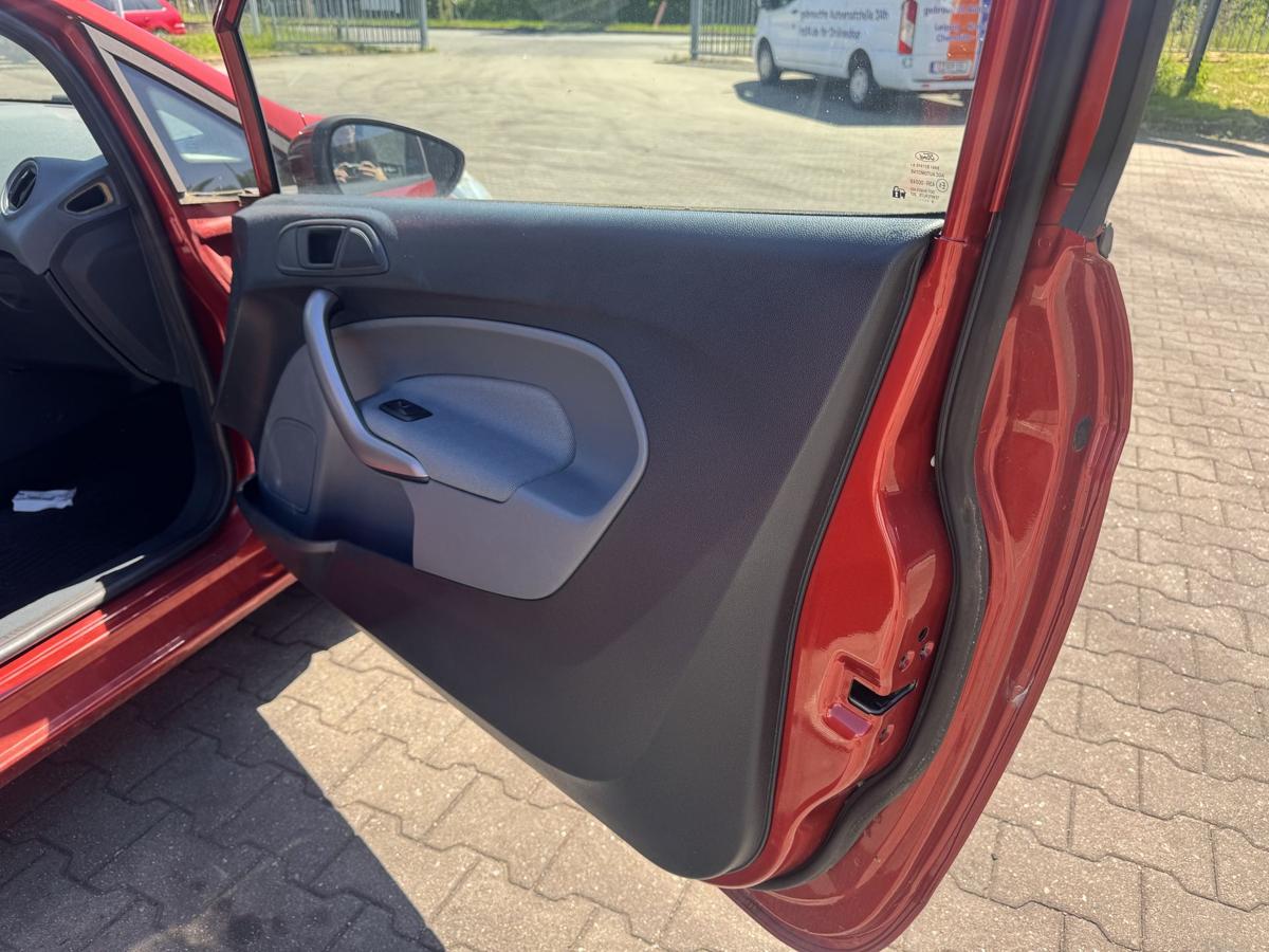Ford Fiesta JA8 original T&uuml;rverkleidung vorn rechts 3-T&uuml;rer Bj.2010