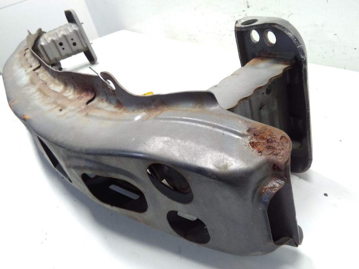 Toyota Yaris 2 original Träger Verstärkung Stoßfänger Stoßstange vorn Bj.2008