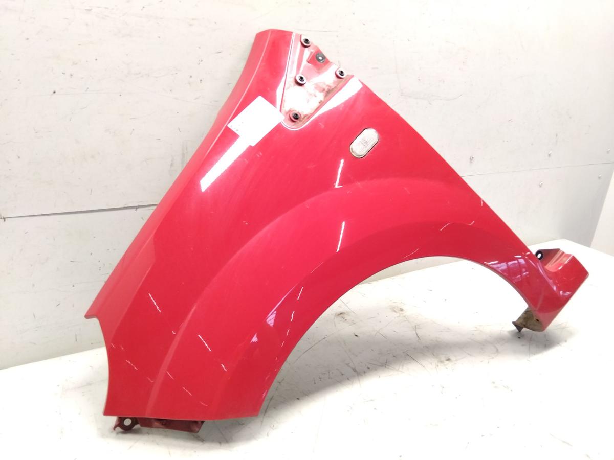Renault Twingo 2 original Kotflügel vorn links rot OV727 Bj.2008