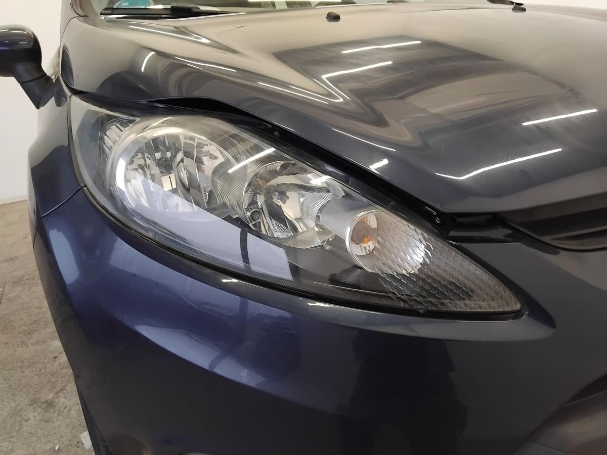 Ford Fiesta JA8 original Scheinwerfer rechts schwarz Halogen mit LWR BJ2011