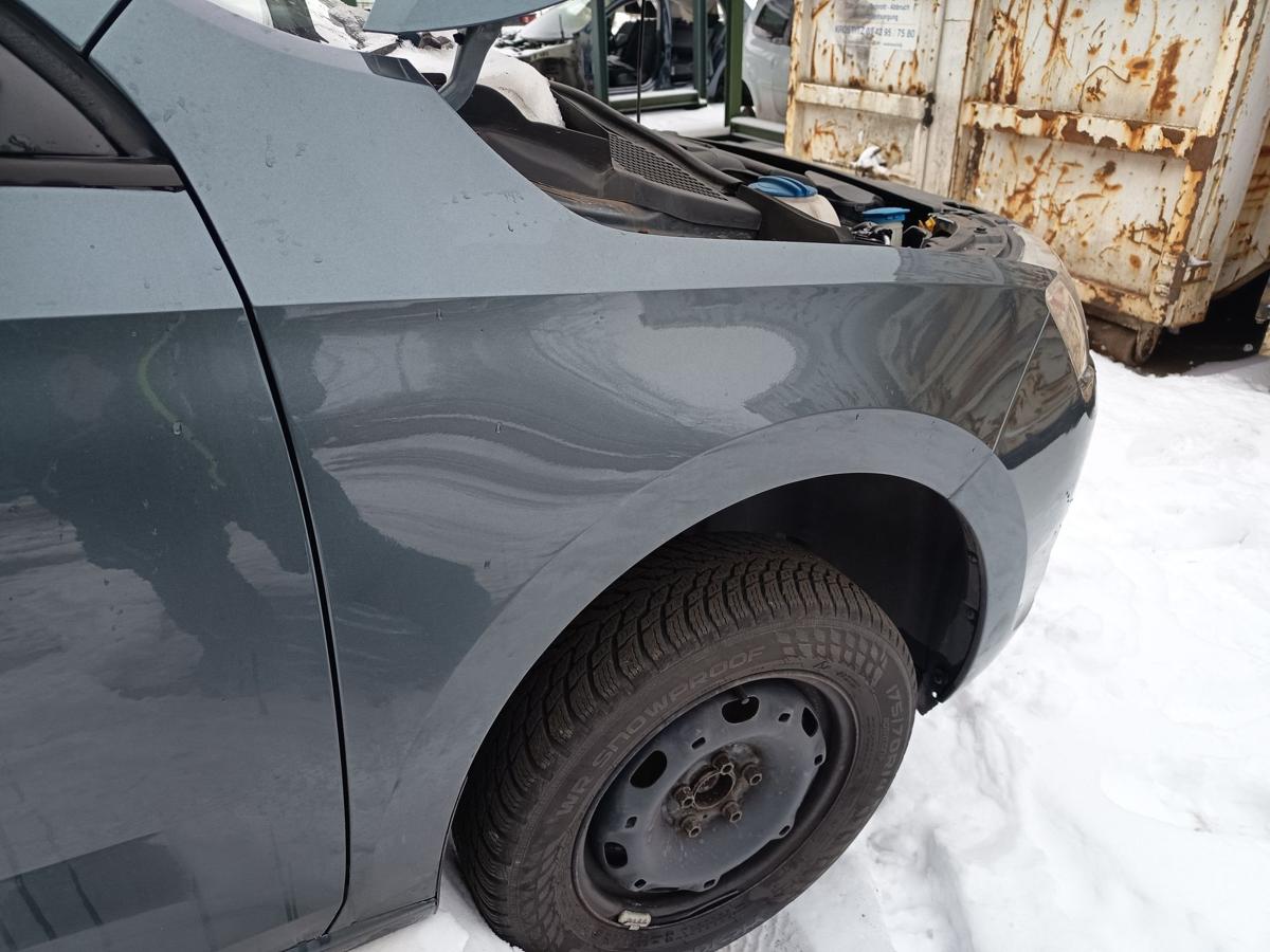 Skoda Rapid Spaceback original Kotfl&uuml;gel rechts LF7Y Grau Baujahr 2016