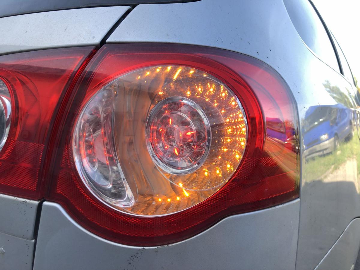 VW Passat 3C B6 R&uuml;ckleuchte au&szlig;en rechts R&uuml;cklicht Heckleuchte Variant LED