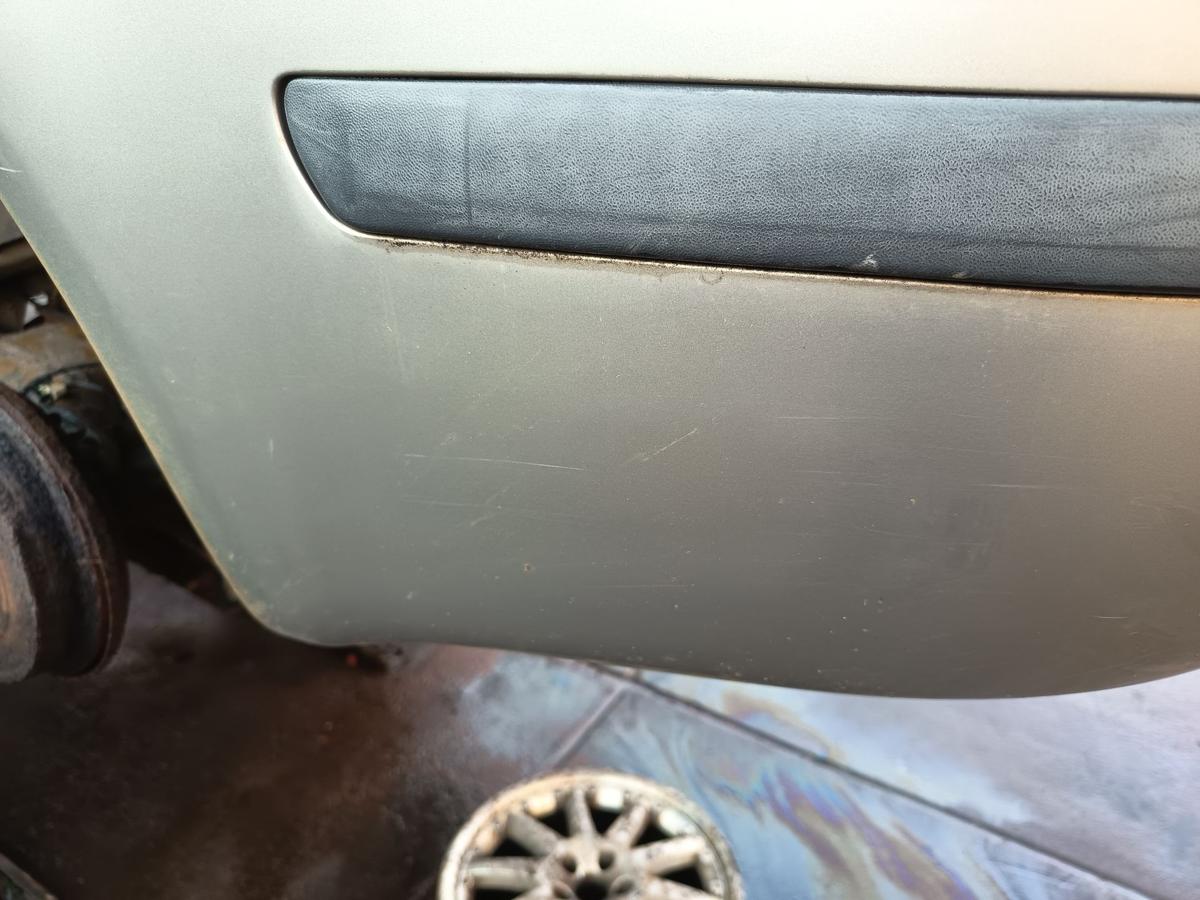 Skoda Fabia 6Y Combi original Sto&szlig;stange F&auml;nger hinten Heck F8H Beige Bj 2007