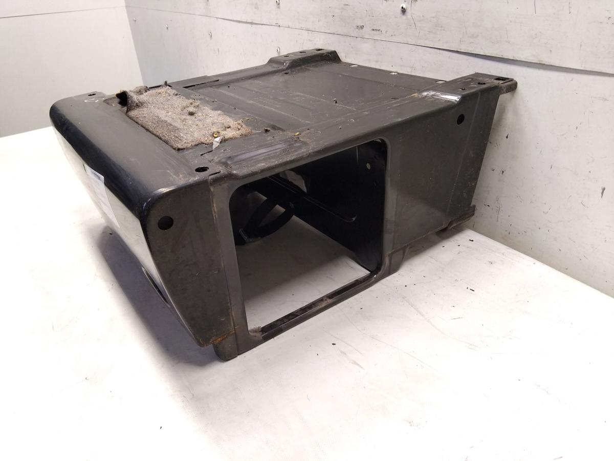 Mercedes Benz Vito 447 original Sitzkonsole Sitzkasten vorn links Bj.2014