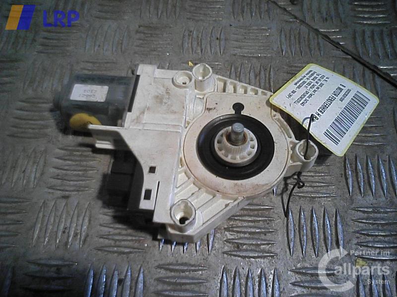 MOTOR FENSTERHEB H R; Fensterheber Motor HR; A6 (4F, 04/04-); LIMOUSINE/AVANT/ALLROAD; 4F0959802A; 4F0959802A