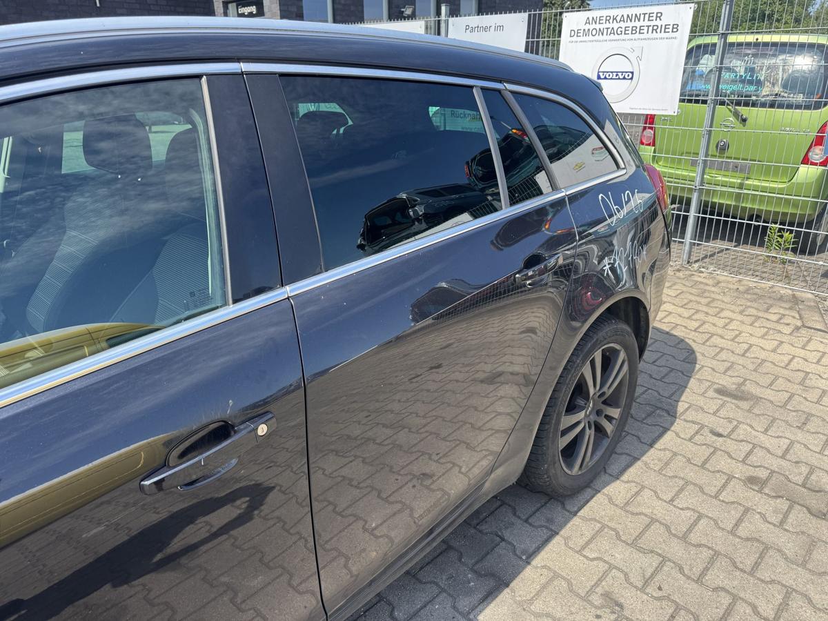 Opel Insignia A original T&uuml;r hinten links GAR Graphitschwarz Kombi Rohbau Bj.2011