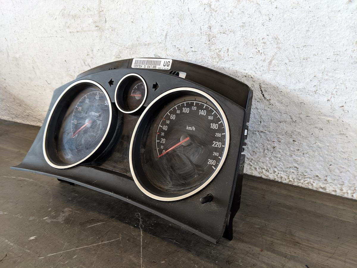 Opel Astra GTC original Kombiinstrument Tacho 13267534