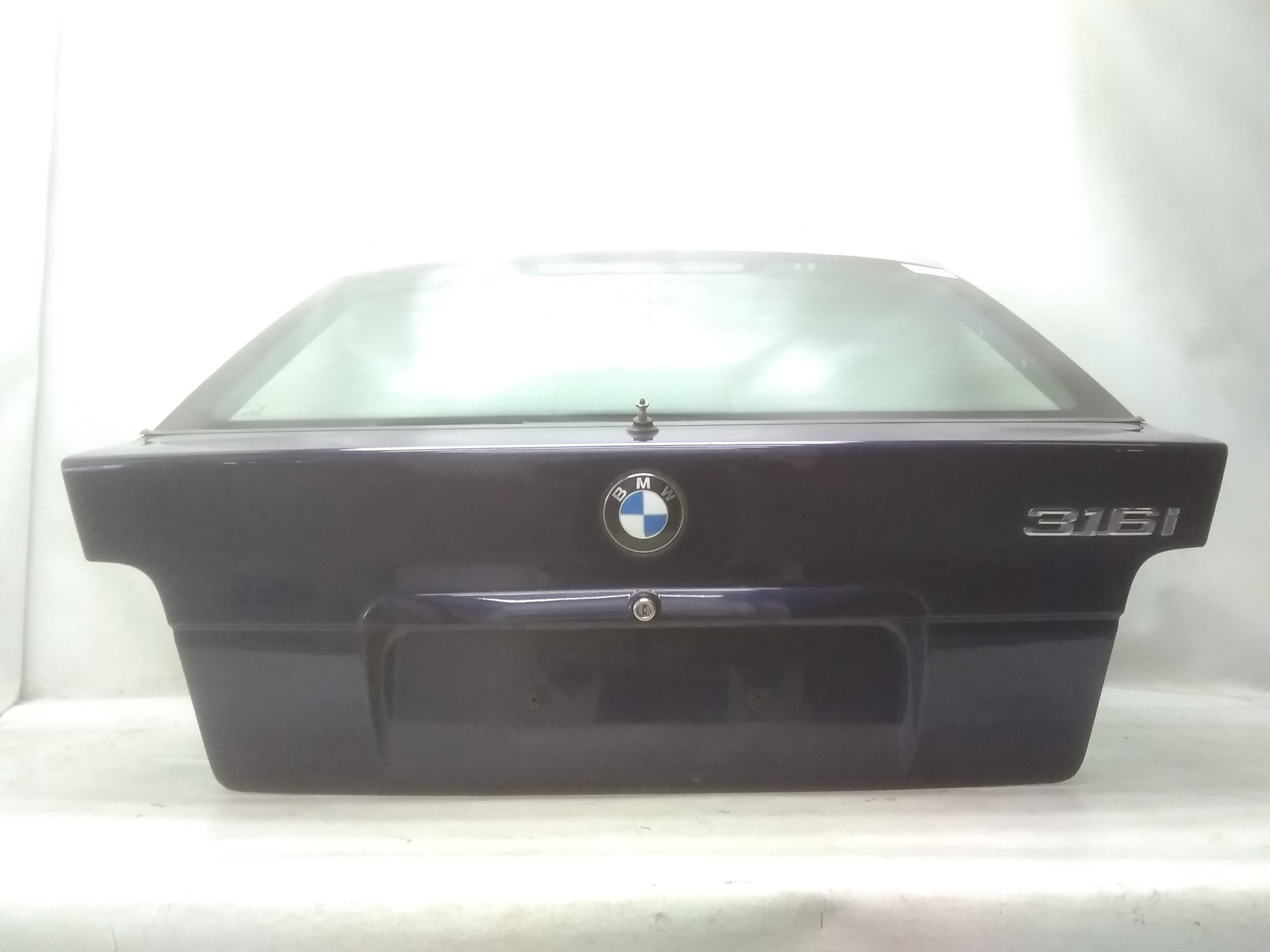 BMW E36 3er Compact Heckklappe mit Heckscheibe BJ2000 Montrealblaumet. 297/5
