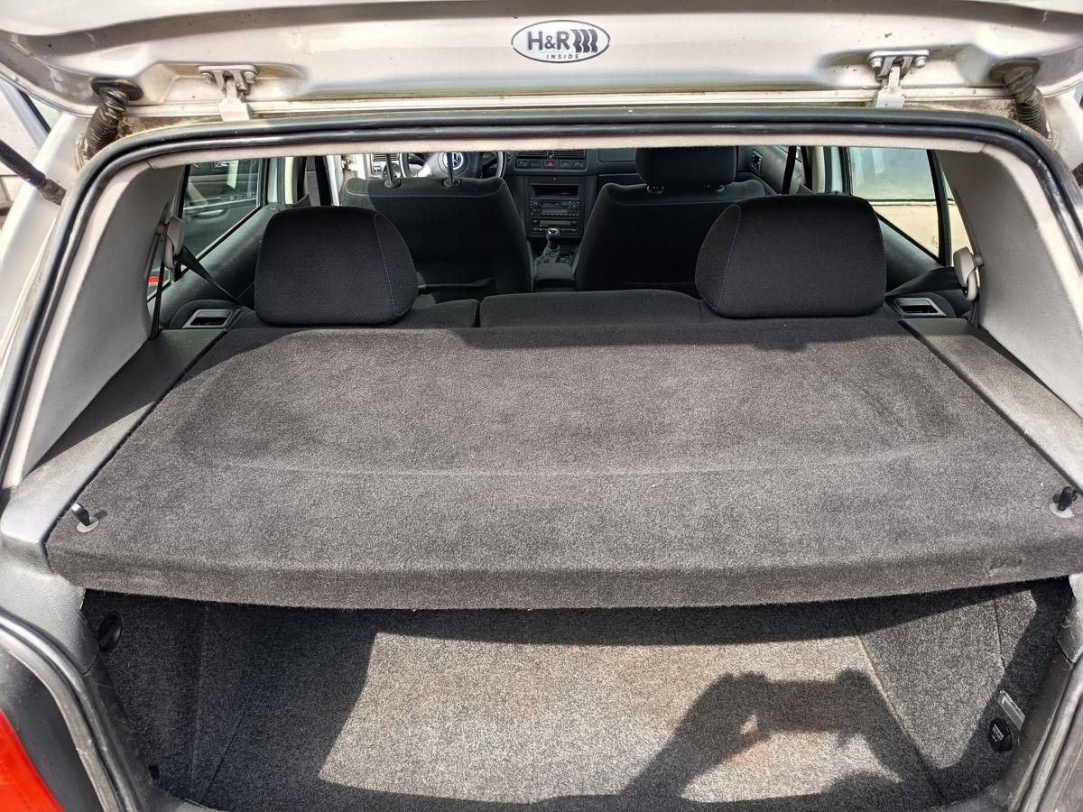 VW Golf IV Limo original Hutablage Abdeckung Lade/Kofferraum Flanellgrau Bj 1998