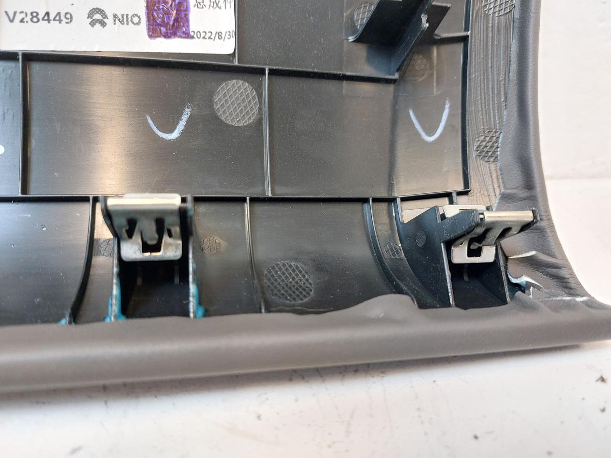 NIO ET7 Elektro Innenverkleidung Blende Armaturenbrett links Kunstleder