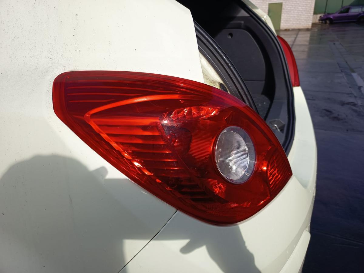 Opel Corsa D 3t&uuml;rer original R&uuml;ckleuchte links Heck Schluss Licht Bj 2012