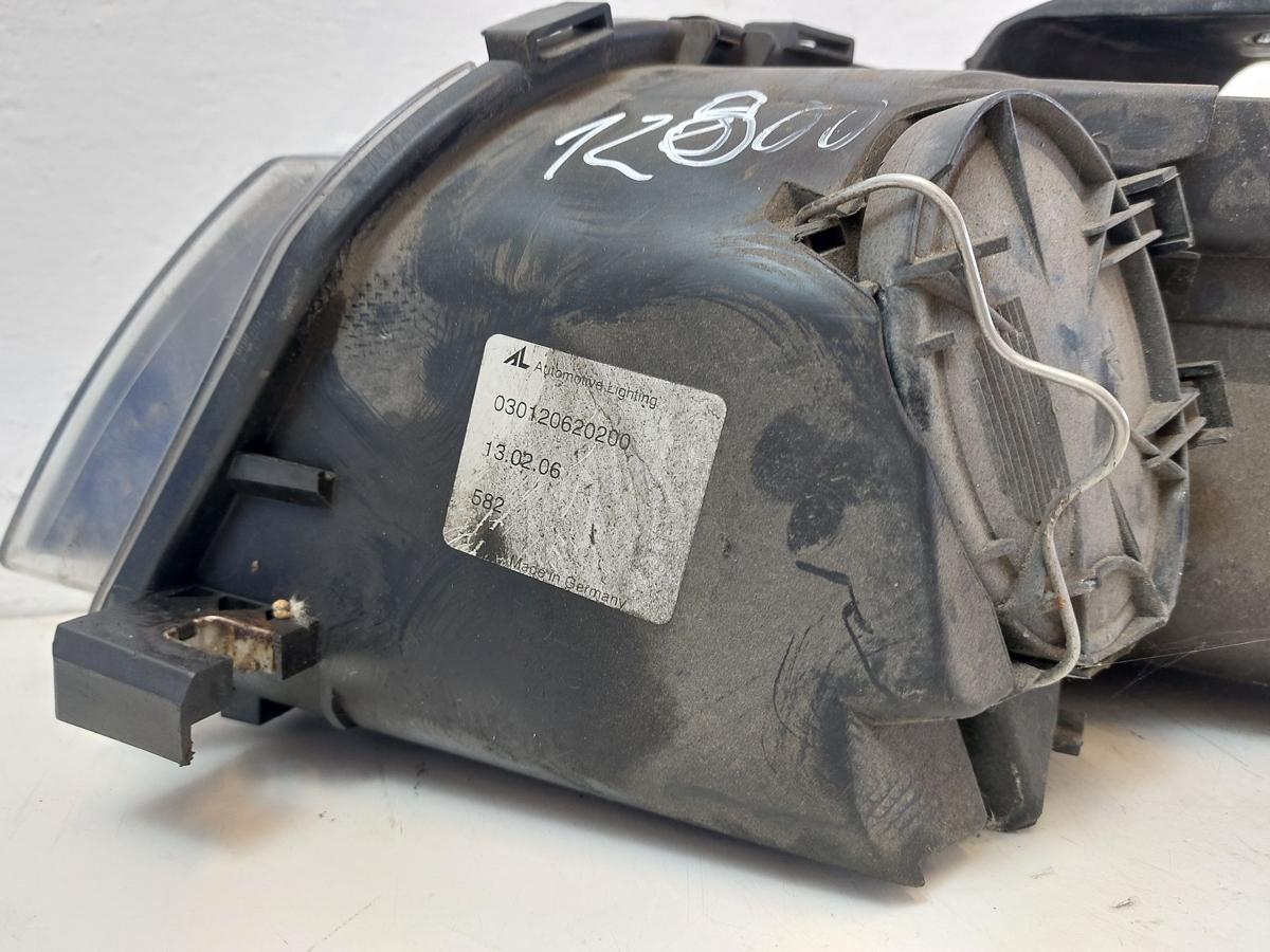 Audi A3 8P Scheinwerfer rechts Hauptscheinwerfer Halogen bis 2005 OEM