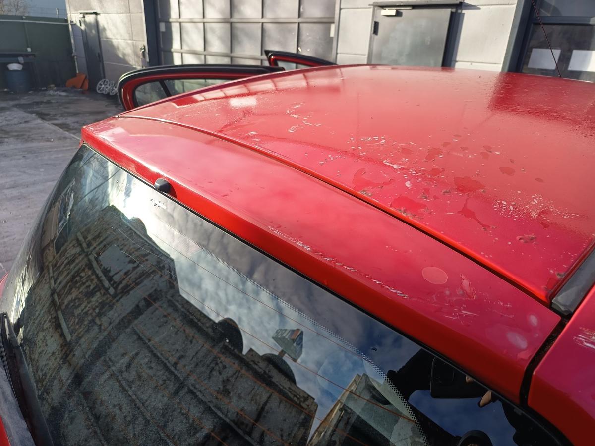 Toyota Yaris XP10 original Heckklappe mit Scheibe 3P0 Vulkanrot Bj 2001