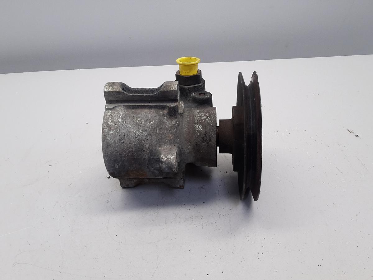 VW Polo 6N1 orig Servopumpe Hydraulikpumpe 1.6l 74kw Bj 2001