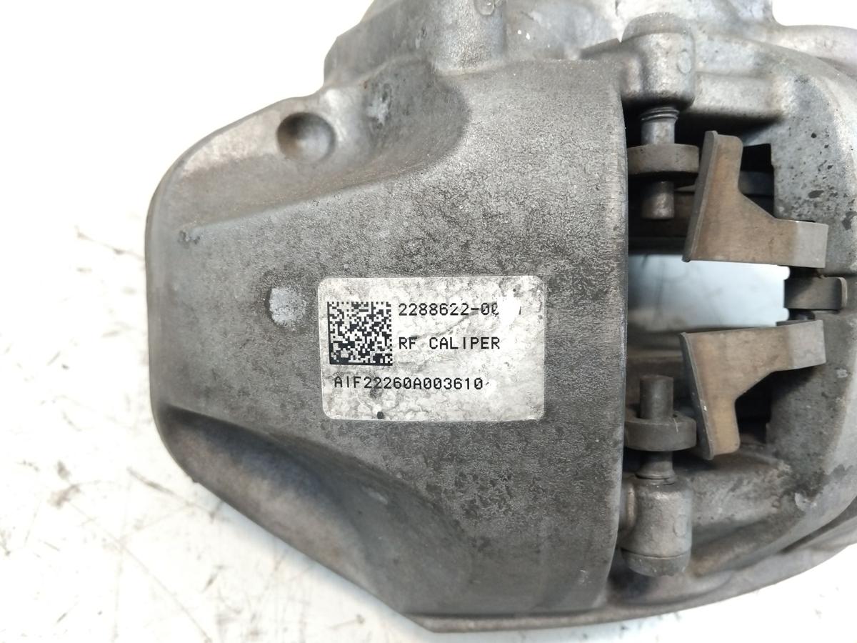 Tesla Model Y original Bremssattel vorn rechts RWD BJ2023