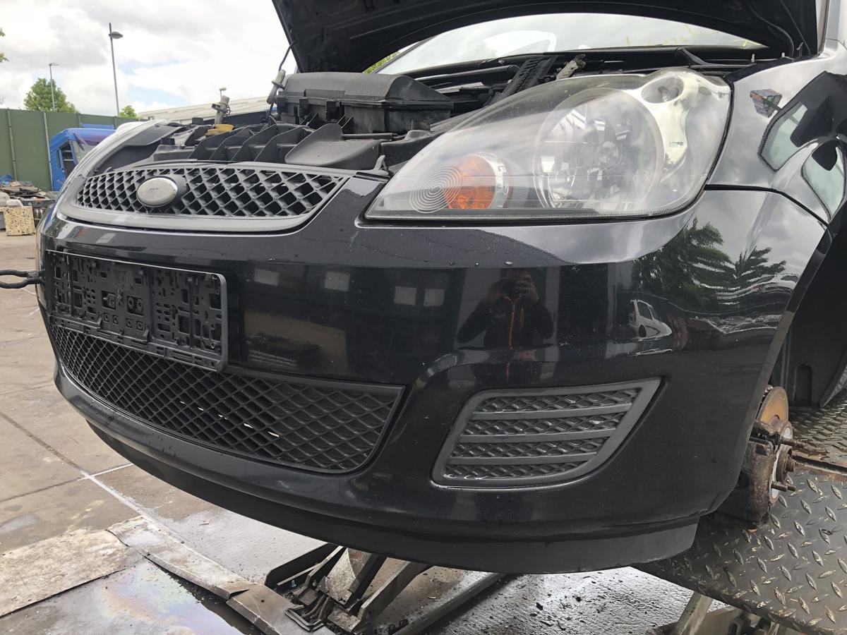 Ford Fiesta ´02 original Stoßstange Fänger vorn/Front Pantherschwarz Bj 2007