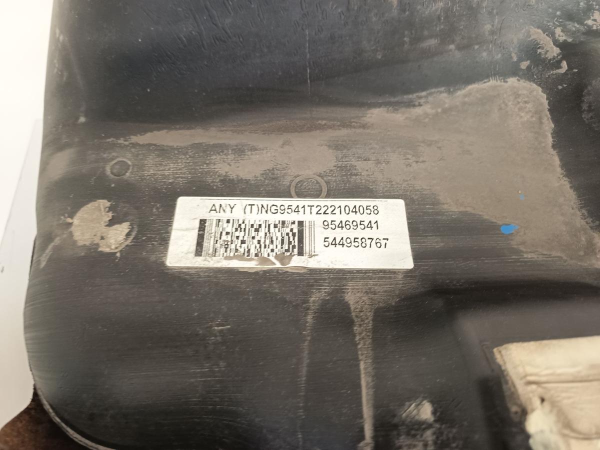 Chevrolet Aveo T300 Bj 2012 original Tank Kraftstofftank 1,2L 63KW Benzin