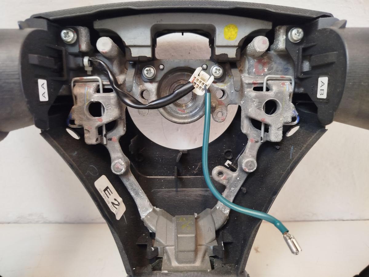 Toyota IQ Typ AJ Lederlenkrad Lenkrad Leder 3 Speichenlenkrad mit Multifunktion