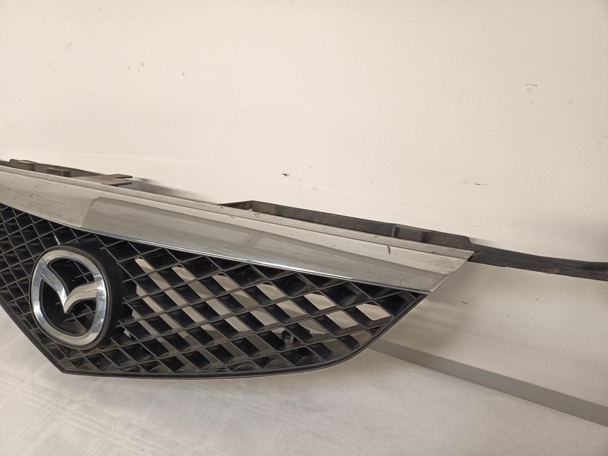 Mazda Premacy CP orig Kühlergrill Frontgrill mit Emblem C14550712 Bj 2004