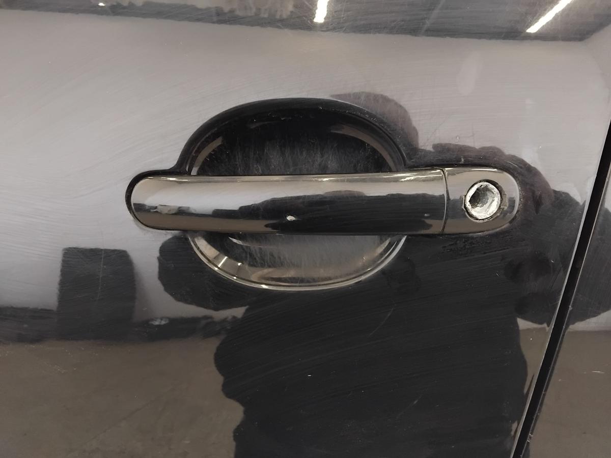VW Golf 5 1K T&uuml;r vorn links Fahrert&uuml;r 5-T&uuml;rer L041 brillantschwarz uni BJ2006