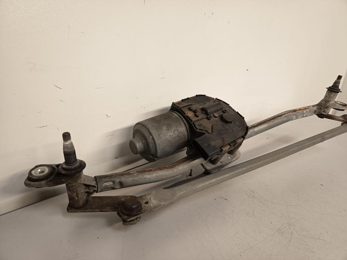 Audi A6 4F Quattro S-Line orig Wischermotor vorn mit Gestänge 4F1955119D Bj 2010