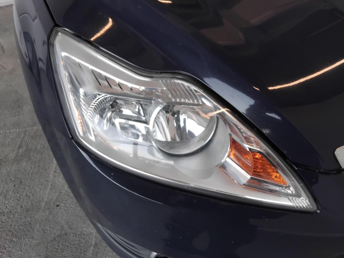 Ford Focus 2 DA3 Facelift original Scheinwerfer rechts Halogen mit LWR BJ2010