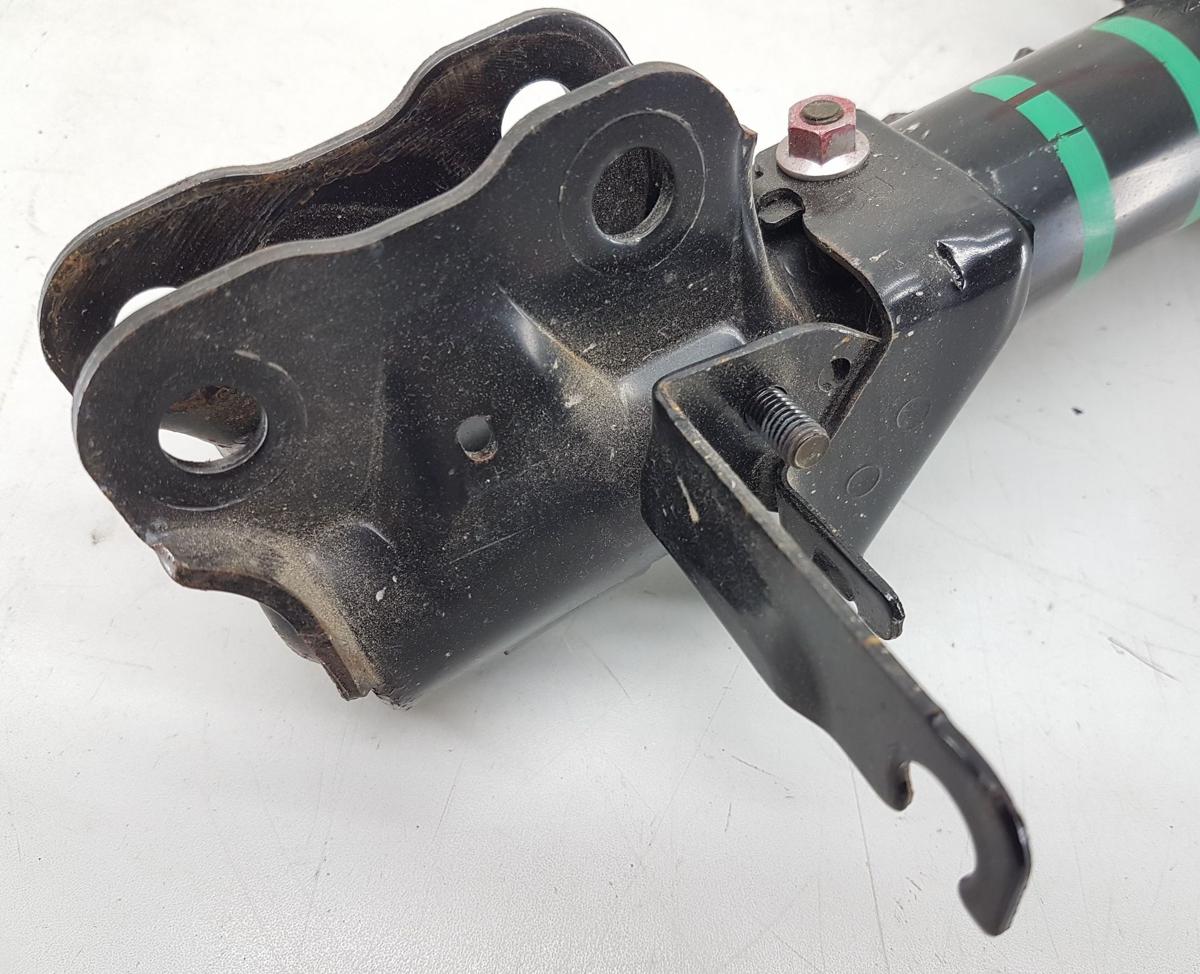 Mitsubishi Eclipse Cross Federbein vorn rechts Bj2023 54302W080P 2,4 72kw Allrad