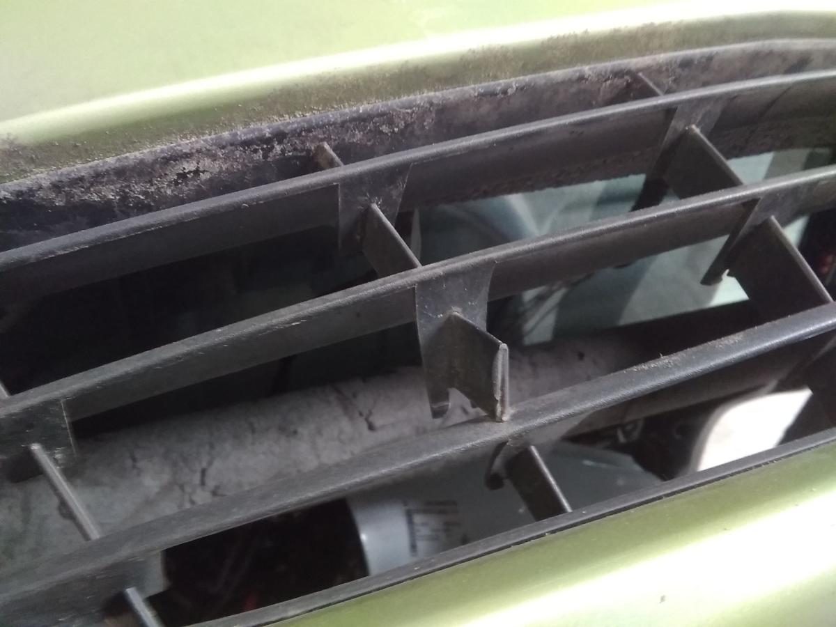 Opel Corsa D original Sto&szlig;stange Sto&szlig;f&auml;nger vorn Z30E Green Tea Metallic BJ2006