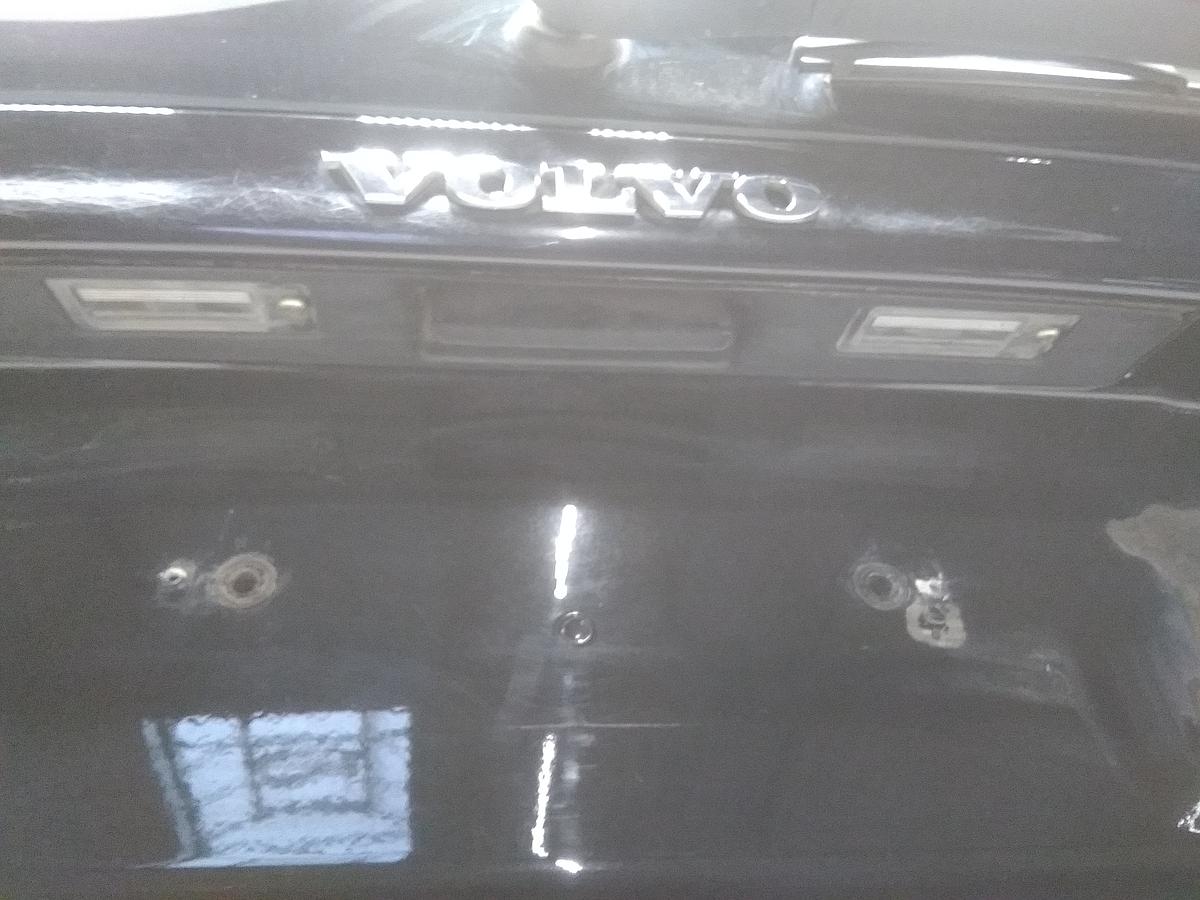 Volvo V70 II original Heckklappe mit Heckscheibe Black Stone Kombi